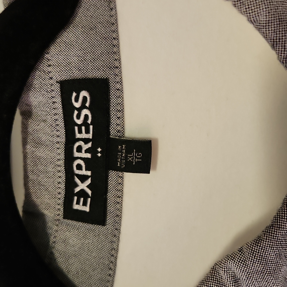 Express Two-Tone Polo - Picture 2 of 3